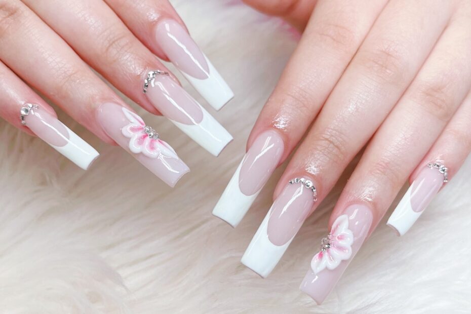 Nail Art Under 500 in Rajouri Garden