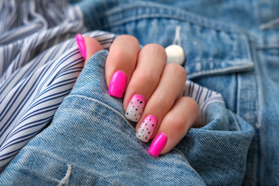 nail art under 300 near rajouri garden