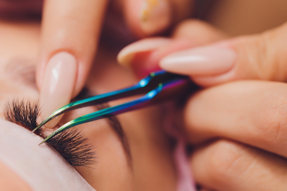 Lash Extensions for Hooded Eyes