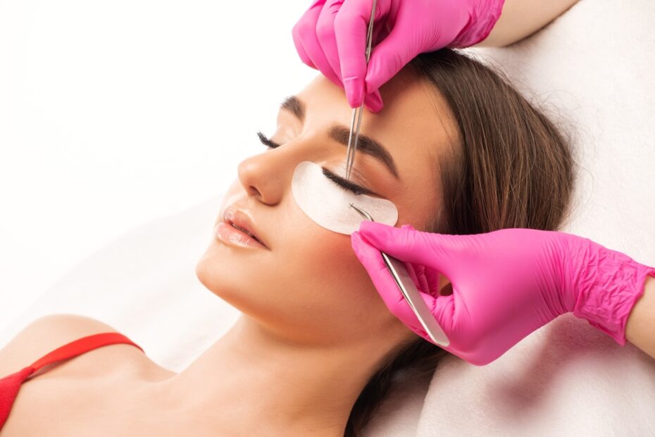 Eyelash Extensions Treatment Cost in Pune