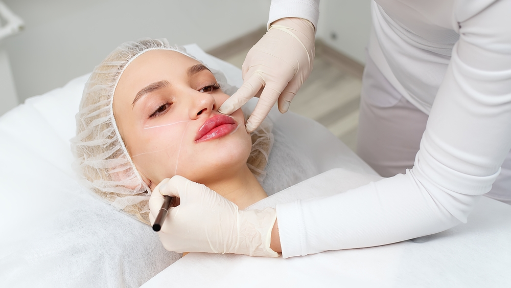 Top Lip Color in Pune