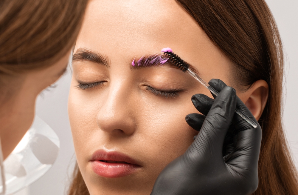 Eyebrow Lamination Clinics Near Gurgaon