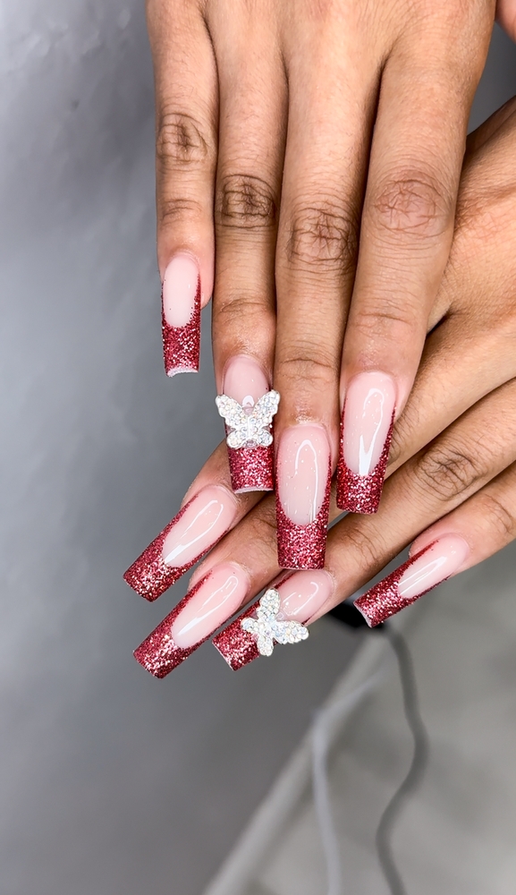 Nail Services in Burari