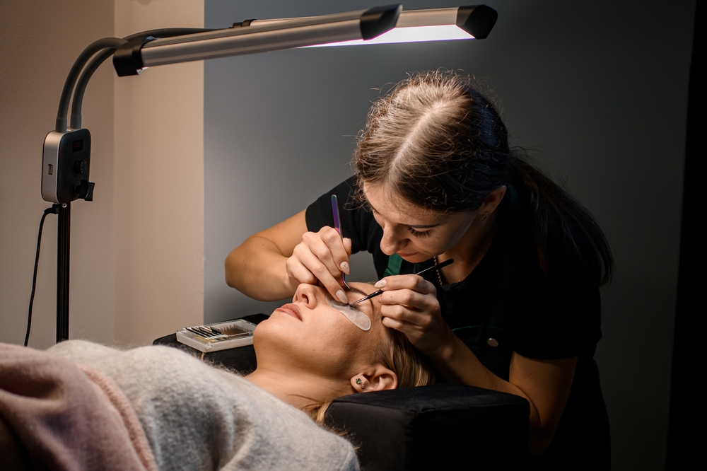 Benefits of Semi Permanent Makeup